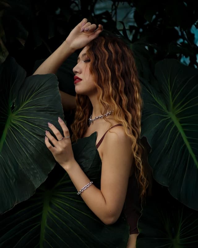 Стрижка и укладка undefined